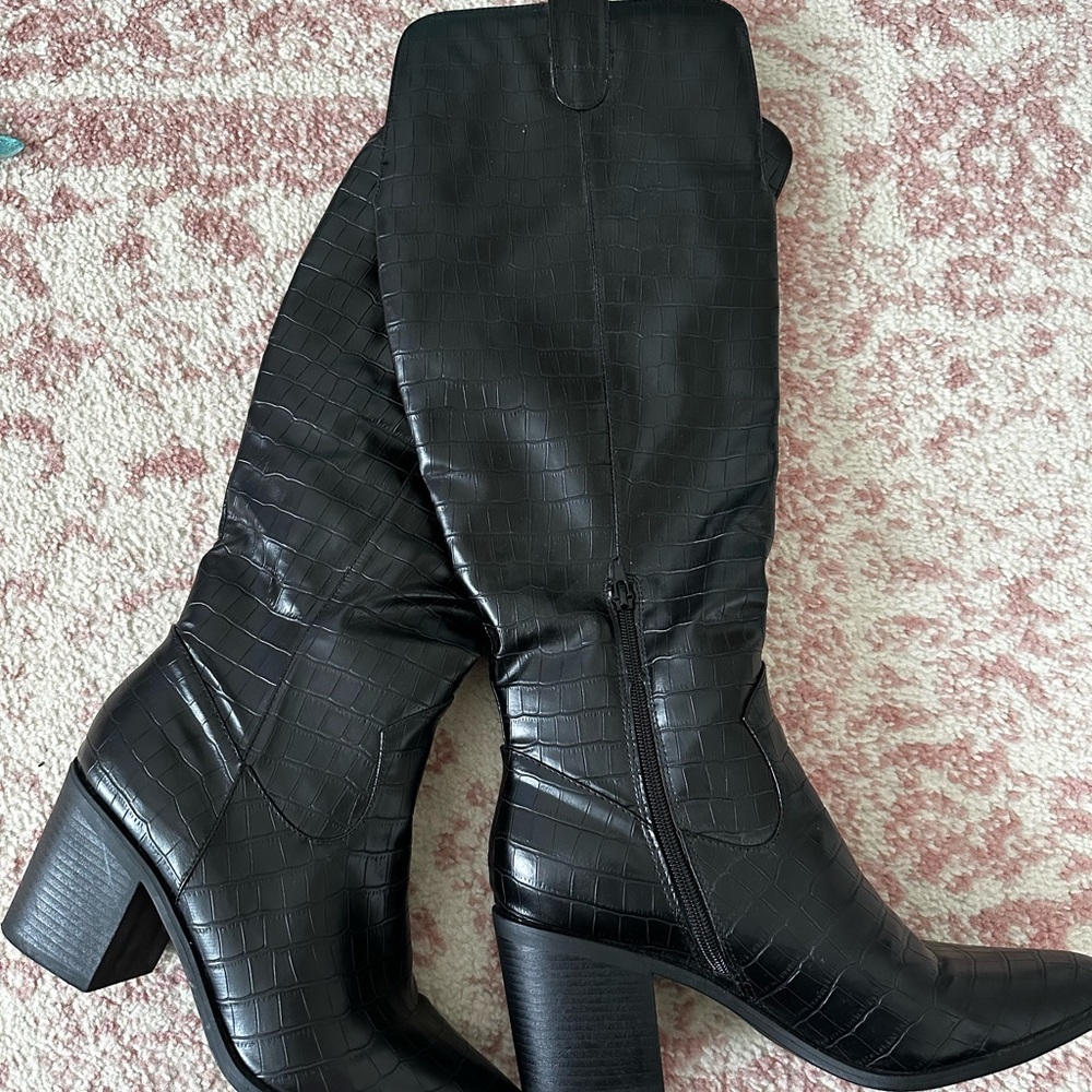 Journee Therese Boot- Black Croc-Embossed Knee-High Boots- Wide Calf- Size 9.5